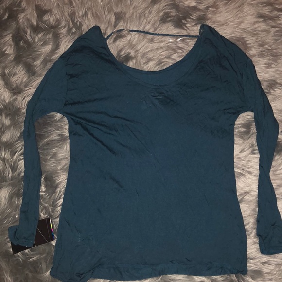 Hurley Small Shirt - Picture 4 of 5